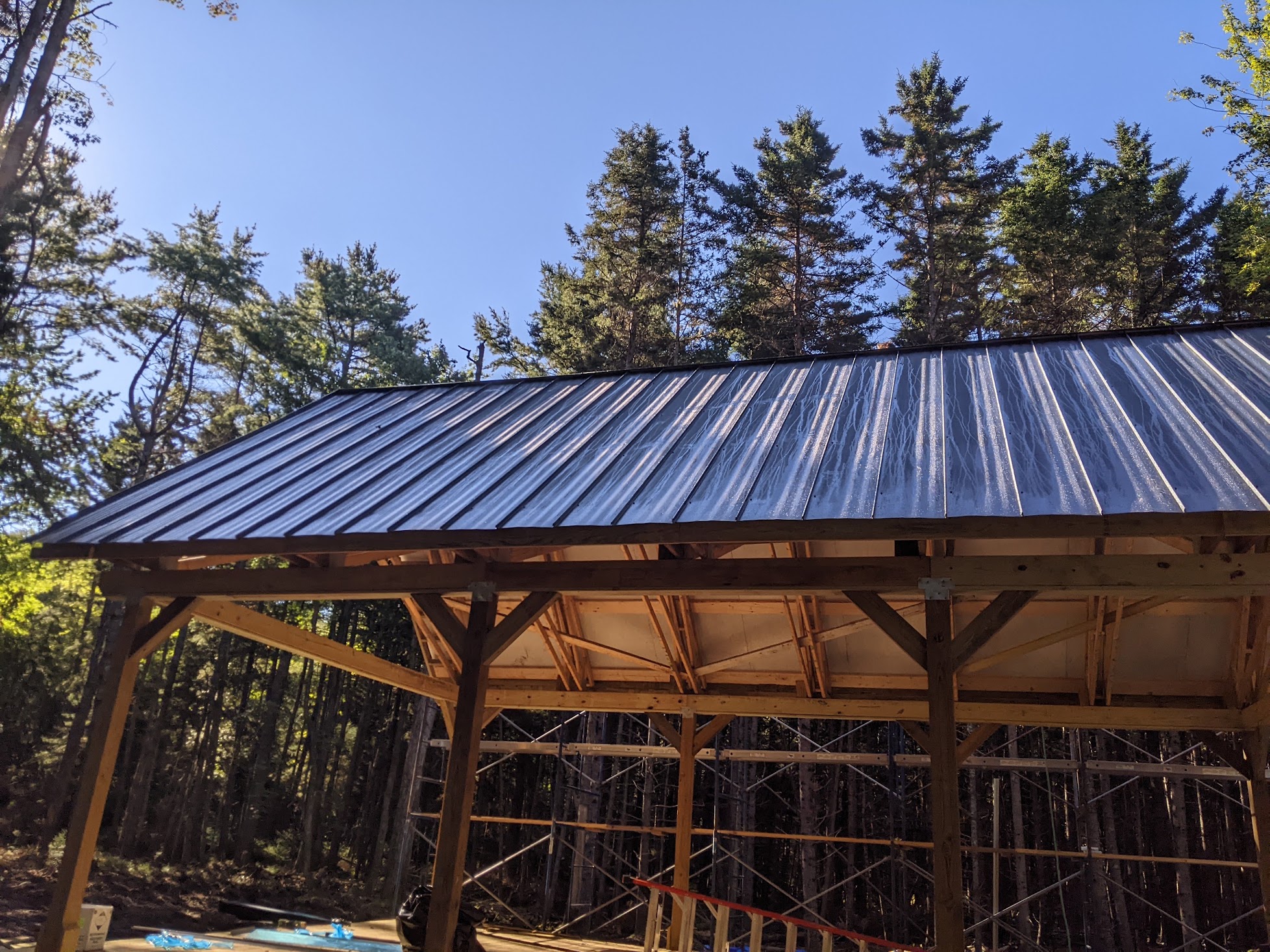 The roofing installed